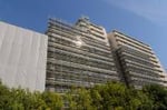 外壁塗装のタイミングは？ 目安となる劣化状態や最適な季節も紹介！