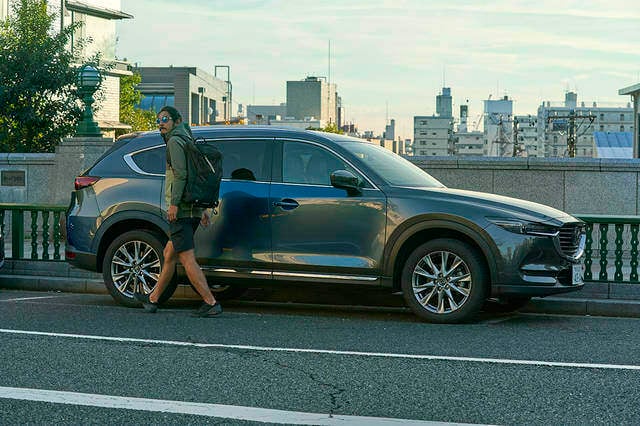 BORDERLESS FILED／OAKLEYのアイウェアとのぞむ絶景