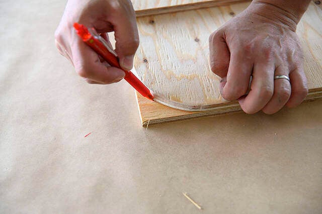 IKEAで人気の“アレ”に新提案!服・靴・バッグ全て収納可能な万能ラックをDIY