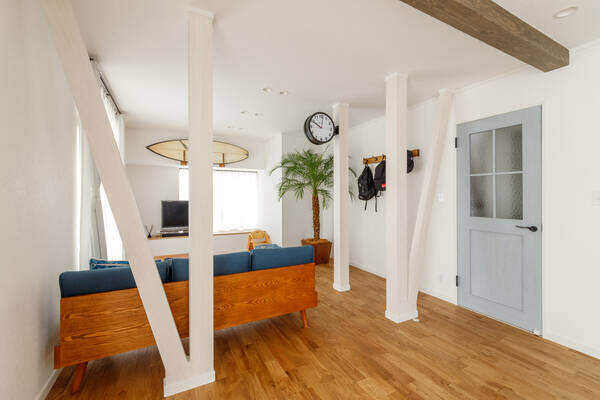 筋交いをおしゃれに活かして抜けない壁と柱を有効活用