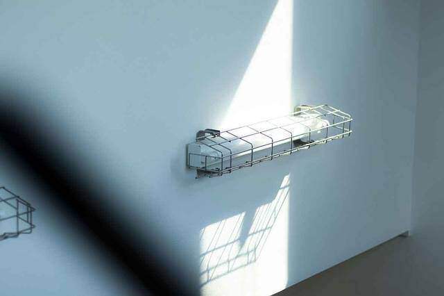 古材とエイジングで作るインテリア。アメリカを感じるキューブハウス