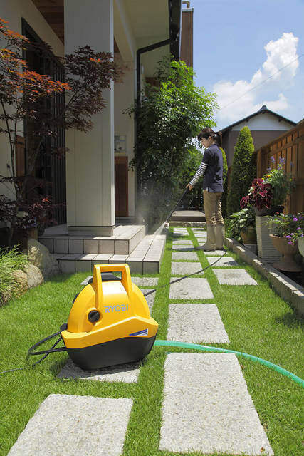 今年の大掃除はネクストレベルへ！高圧洗浄機でお家丸ごとさっぱり年越し。