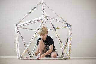 新聞紙を使って遊びながら学べる！ビルディングブロックをDIY | DIYer(s)│リノベと暮らしとDIY。