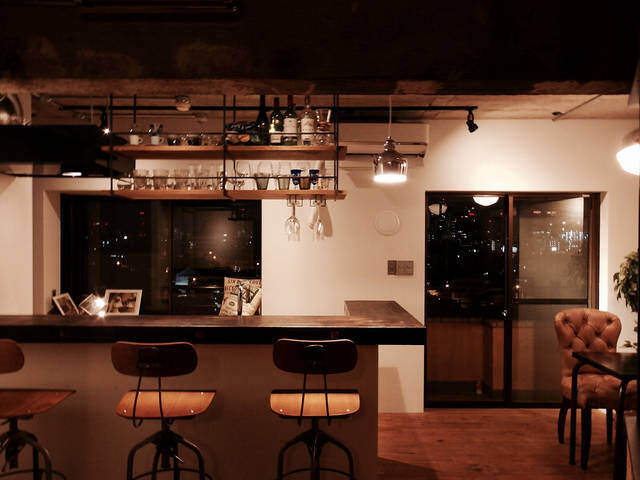 リノベーションで実現させた隠れ家バー的なお部屋