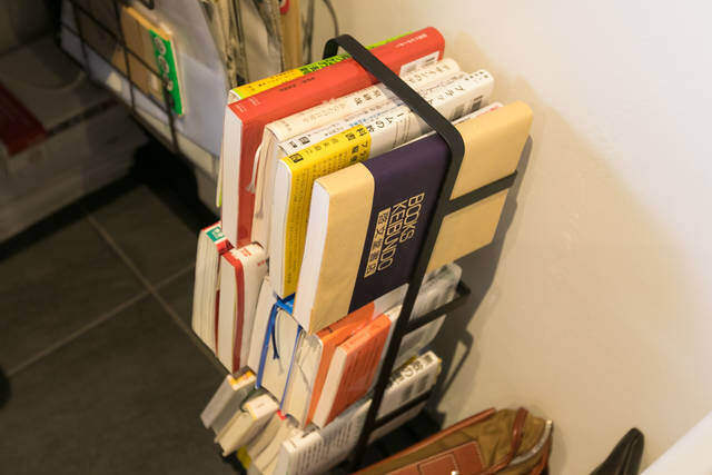 異国のホテル感を演出するのはタイル床！シックな雰囲気にこだわり抜いたリノベ部屋