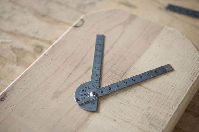 座ってよし、飾ってよし!小さなマルチプレイヤー・ミルクスツールをDIY!