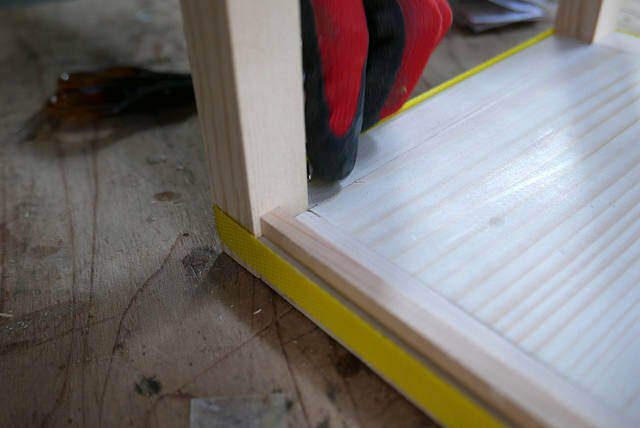 ホームセンターの材料で製作可能！オリジナルショーケースの作り方！