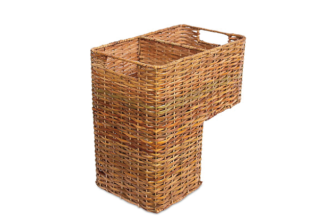 まるで“木製テトリス”!階段を活用したステアボックスをDIY