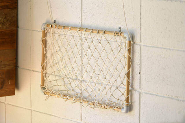 収納難民大歓喜!!コンパクト&便利な壁面収納を“アレ”で作る!