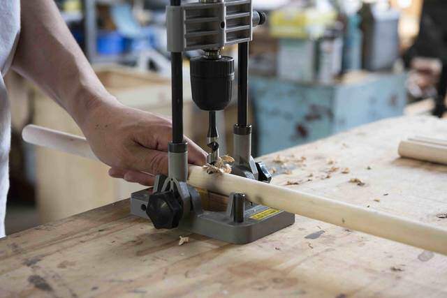 丸棒×セメントで作るDIY傘立て!自宅の玄関サイズにオーダーメイド