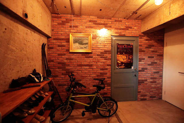 ピアノに合わせて構築された大人の音楽部屋