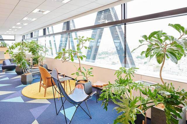 オフィスにリフレッシュスペースを導入したい企業必見!参考になる事例5選 | IBASHO はたらくことを楽しむ オフィス情報メディア (72655)
