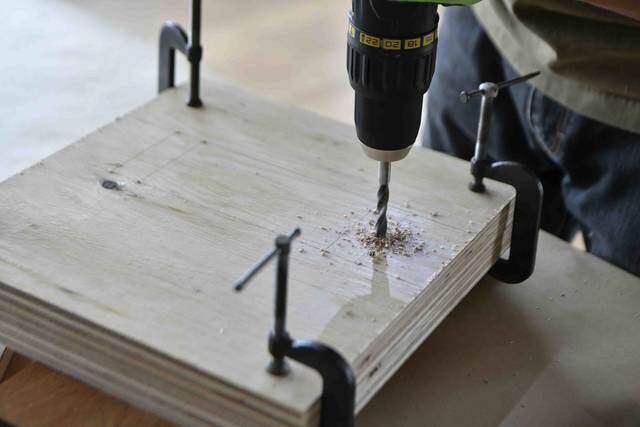 家中どこでもワークスペース！3×6合板1枚から作れる折りたたみデスク&ベンチ