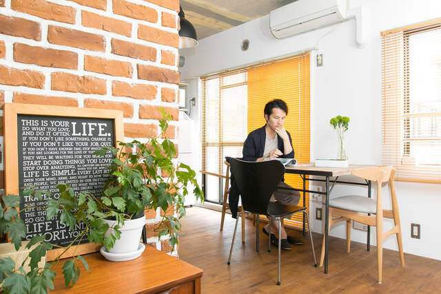 憧れブリックウォールもリノベ賃貸で叶う！優しい陽射しの開放感