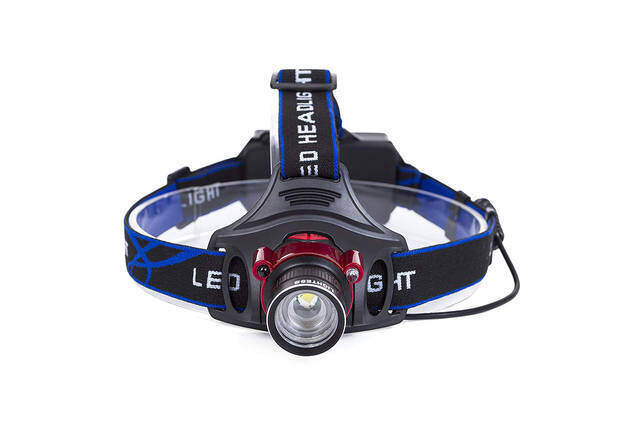 アウトドアに必須なヘッドライト22選！キャンプにハイキングにも！