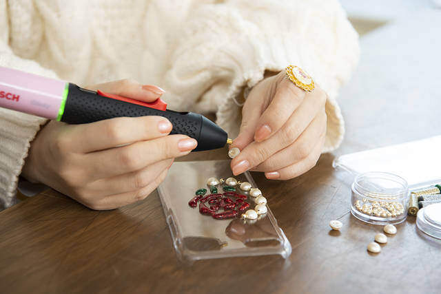 グルーペンGlueyで楽しむ!アートでポップなデコレーションアート