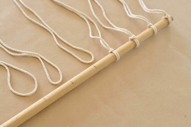 収納難民大歓喜!!コンパクト&便利な壁面収納を“アレ”で作る!