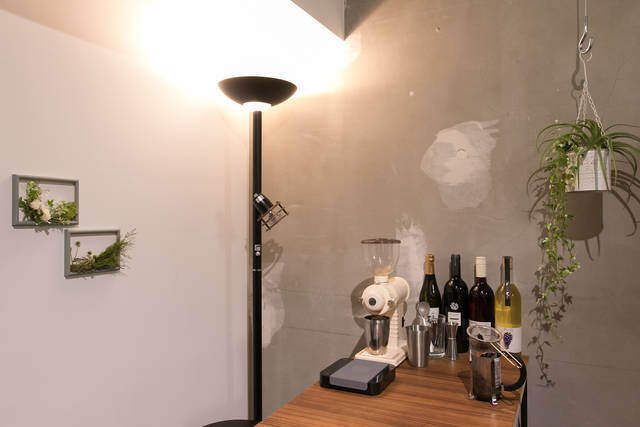 モダンな空間はカウンセリングルーム!?シンプルさにこだわったリノベ部屋