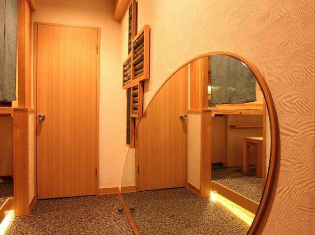 狭小店舗の内装をレイアウトする際のポイントは？デザイン事例も紹介