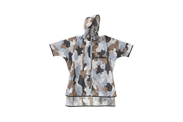 雨に負けない!全天候楽しむおすすめアウトドアレインポンチョ24選!