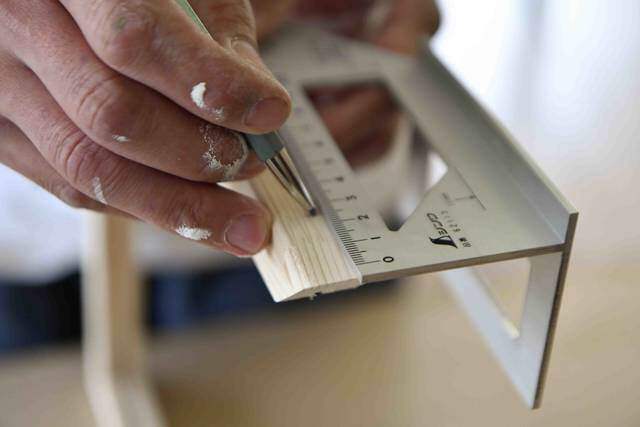 この木材、気が利く…！“ほぼカットだけ”で作れるオリジナルフレーム