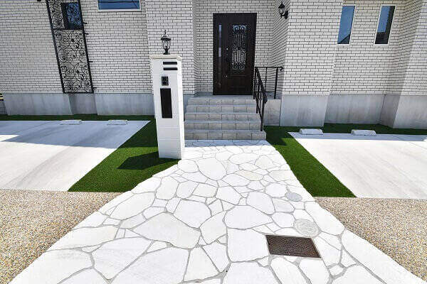 【住宅豆知識】エクステリアとは?外構との違いやリフォームのコツを紹介!