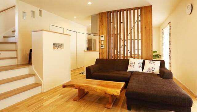 筋交いをおしゃれに活かして抜けない壁と柱を有効活用