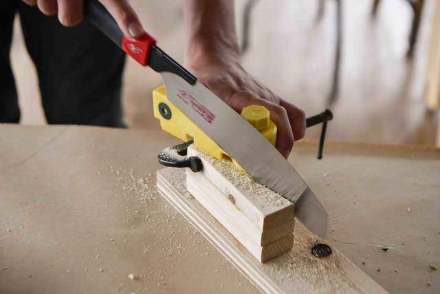 0円DIY!?端材で作るドアストッパーで家をもっと好きになる。