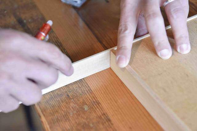 50年前の鏡をアップサイクル！モダンなミラーにアップデート