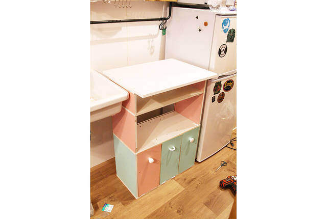 カラーボックスリメイクでキッチン台をDIY!見た目も使いやすさも◎