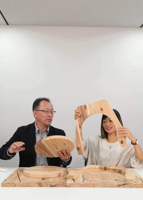 木itで作るDIYスツール！家族と成長する木工家具／カシワバラさんの暮らし。オンラインストア