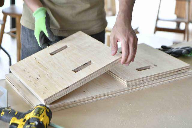 家中どこでもワークスペース！3×6合板1枚から作れる折りたたみデスク&ベンチ