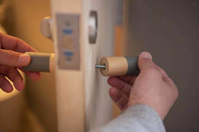 材料は3つだけ！シンプルかわいいドアノブをDIY！