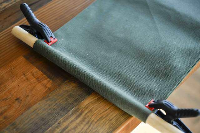 縫わずに作れるキャンバスラック 。屋内外問わず吊るして収納！