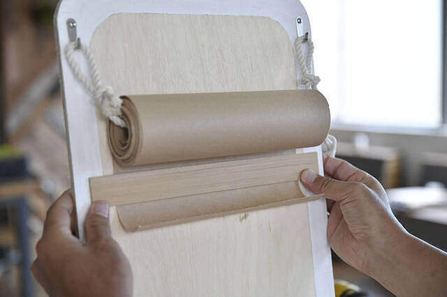 まだホワイトボード使ってる？とにかく使えるカフェ風メッセージボードをDIY