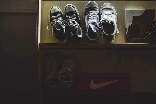 材料費3000円以下で家具作り!飾って片付くディスプレイラックをDIY!