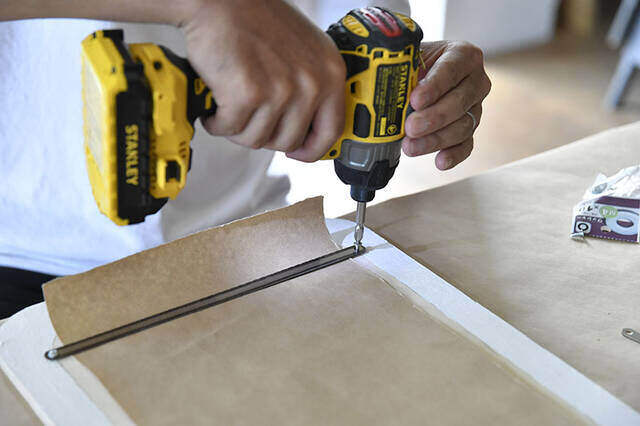 まだホワイトボード使ってる？とにかく使えるカフェ風メッセージボードをDIY