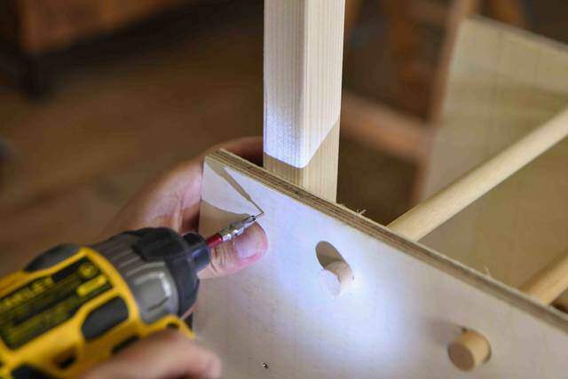 ベランダをもっと楽しもう！2段プランターラックをDIY。