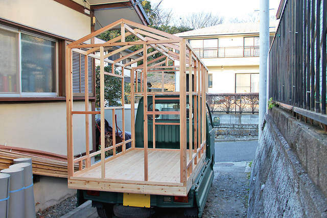 【約14万円でDIY】車検もOK!軽トラキャンピングカーを木材で作ろう