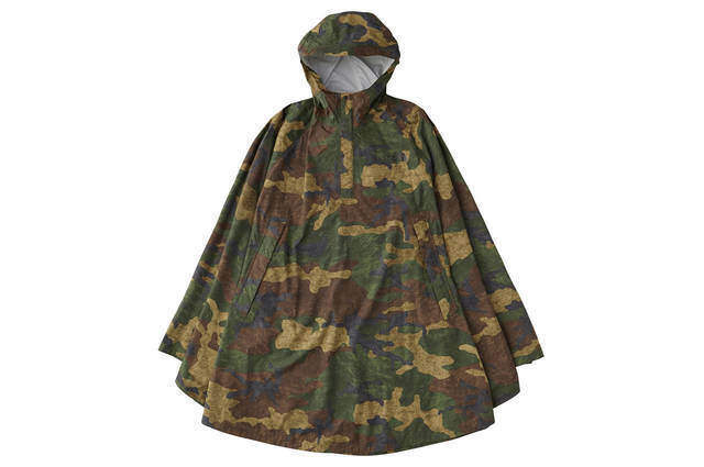 雨に負けない!全天候楽しむおすすめアウトドアレインポンチョ24選!