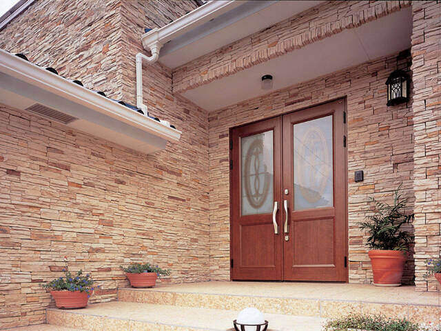 「石壁」で、ワンランク上の家づくり。外壁・内装のおしゃれ事例&DIYも!