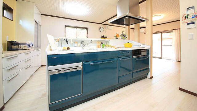 システムキッチンのリフォーム費用相場は?金額別のおしゃれ事例も紹介!