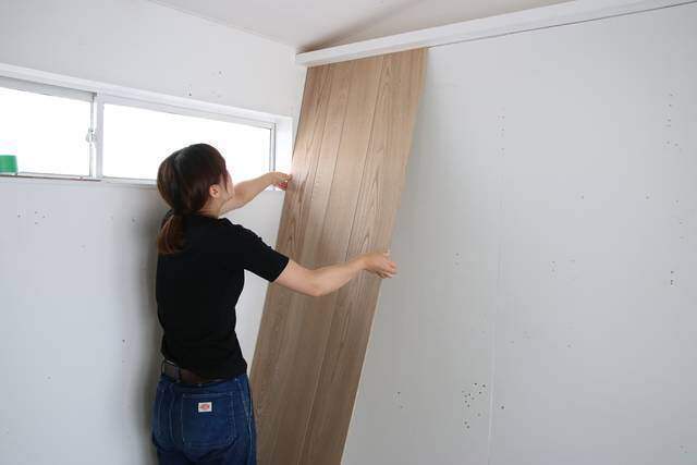 浴室の壁をパネルで模様替え!DIYとリフォームの違いとは?