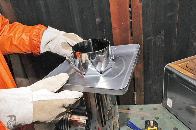 一斗缶&薪ストーブ用煙突で簡易型ロケットストーブを作る