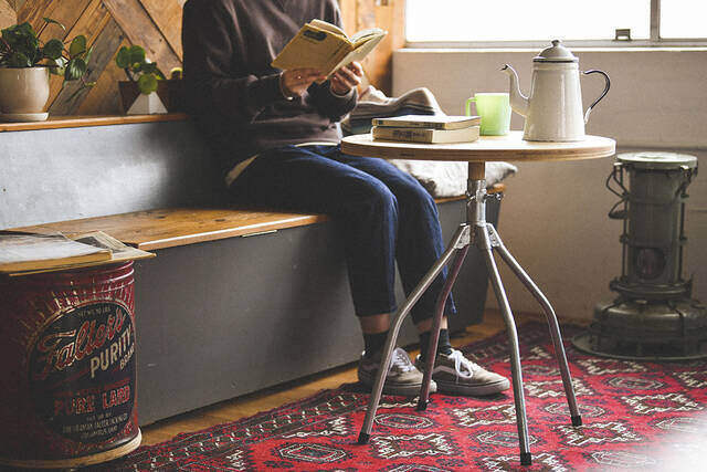 この脚、材料は