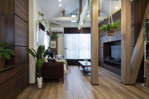 筋交いをおしゃれに活かして抜けない壁と柱を有効活用