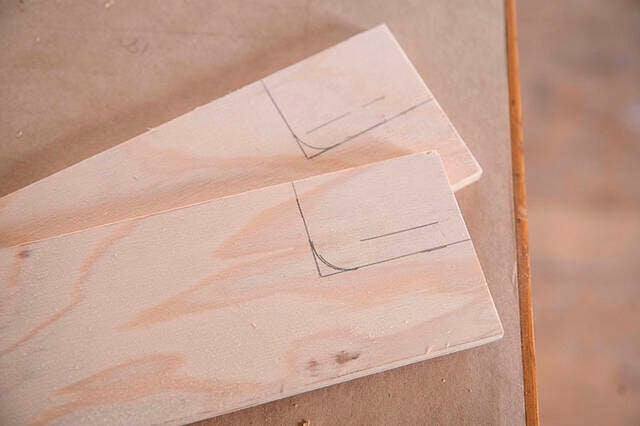 お部屋に春(スプリング)到来!バネを活用した技アリ収納棚をDIY