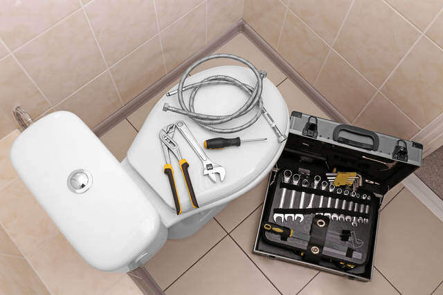 突然起きるトイレの水漏れ!修理までの応急処置法をご紹介!