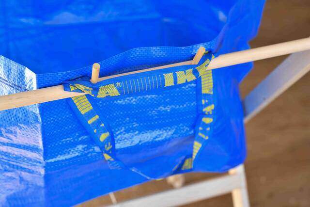 干せて、畳めて、転がせます！IKEAバッグで作るランドリーワゴンをDIY！