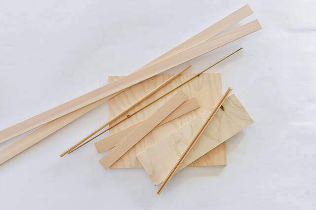 “片付け”がこんなに楽しい!デスク周りの“小物戦争”に終止符を打つオーガナイザーをDIY